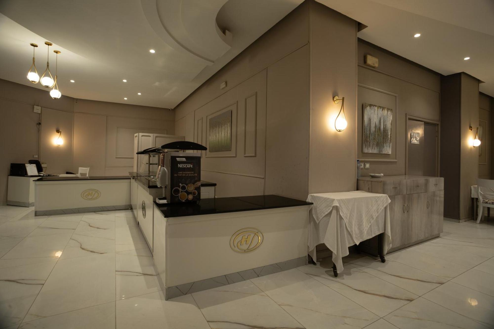 Hotel Donia Sfax Exteriör bild